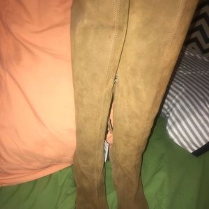 Leather boots Zara size 38 7 1/2 super fashion.